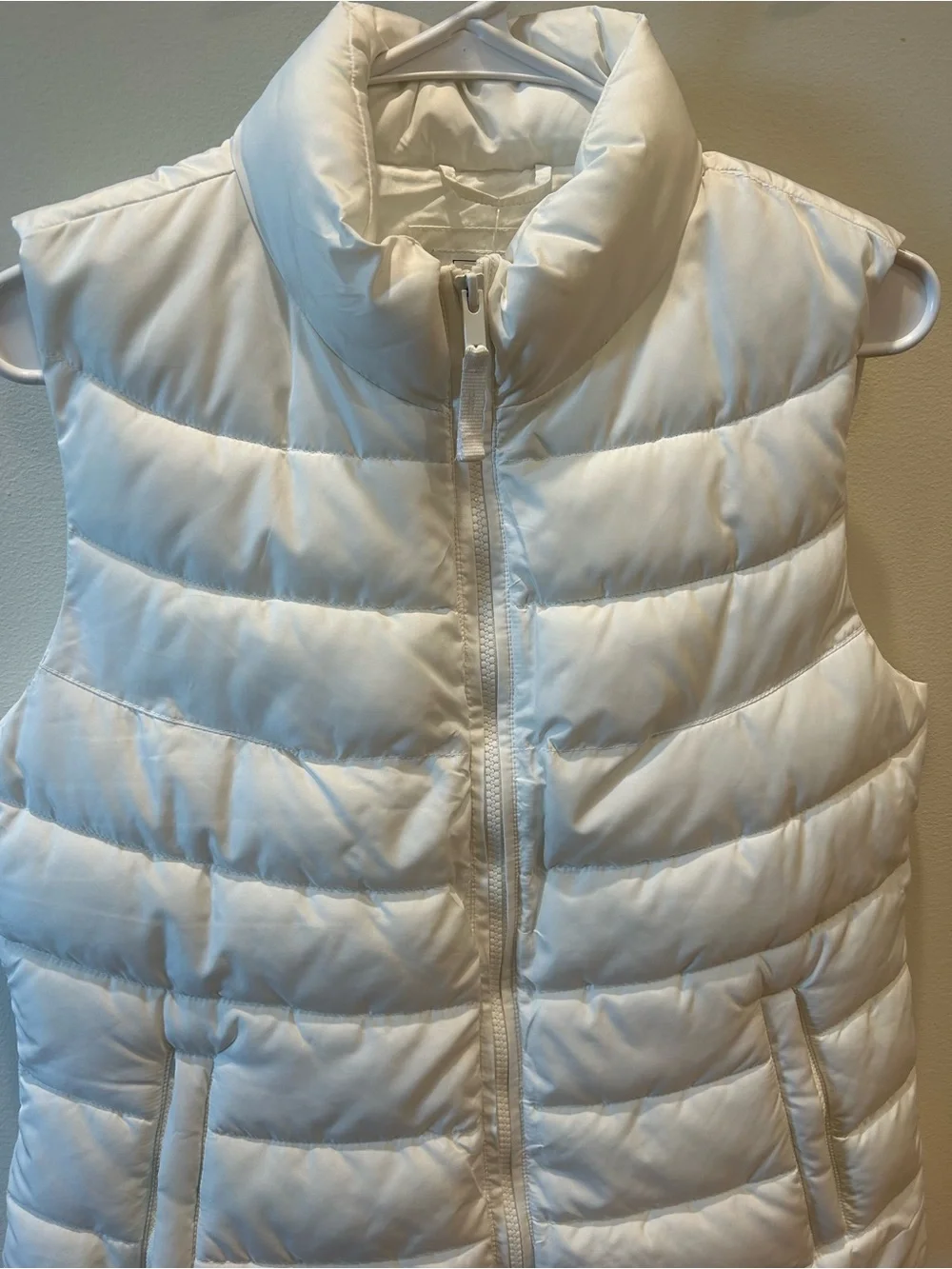 GAP ColdControl Lightweight Puffer Vest White Size S NWT